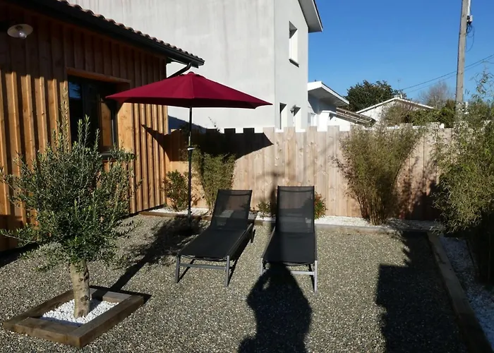 The Perfect Getaway An Intimate Retreat In A Modern House